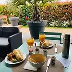 فندق مبيت وإفطار Maison Ganttipienea 3*