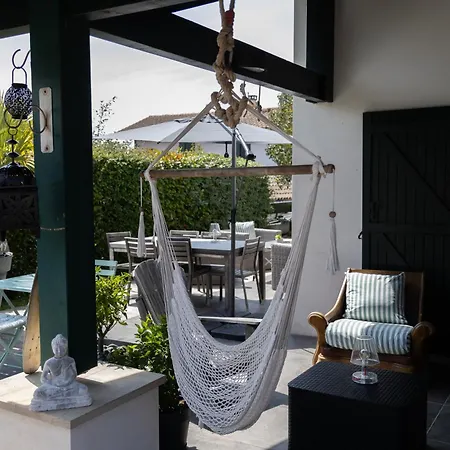Bed and Breakfast Maison Ganttipienea 3*