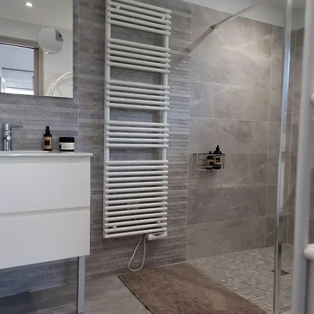 Maison Ganttipienea Panzió Ahetze